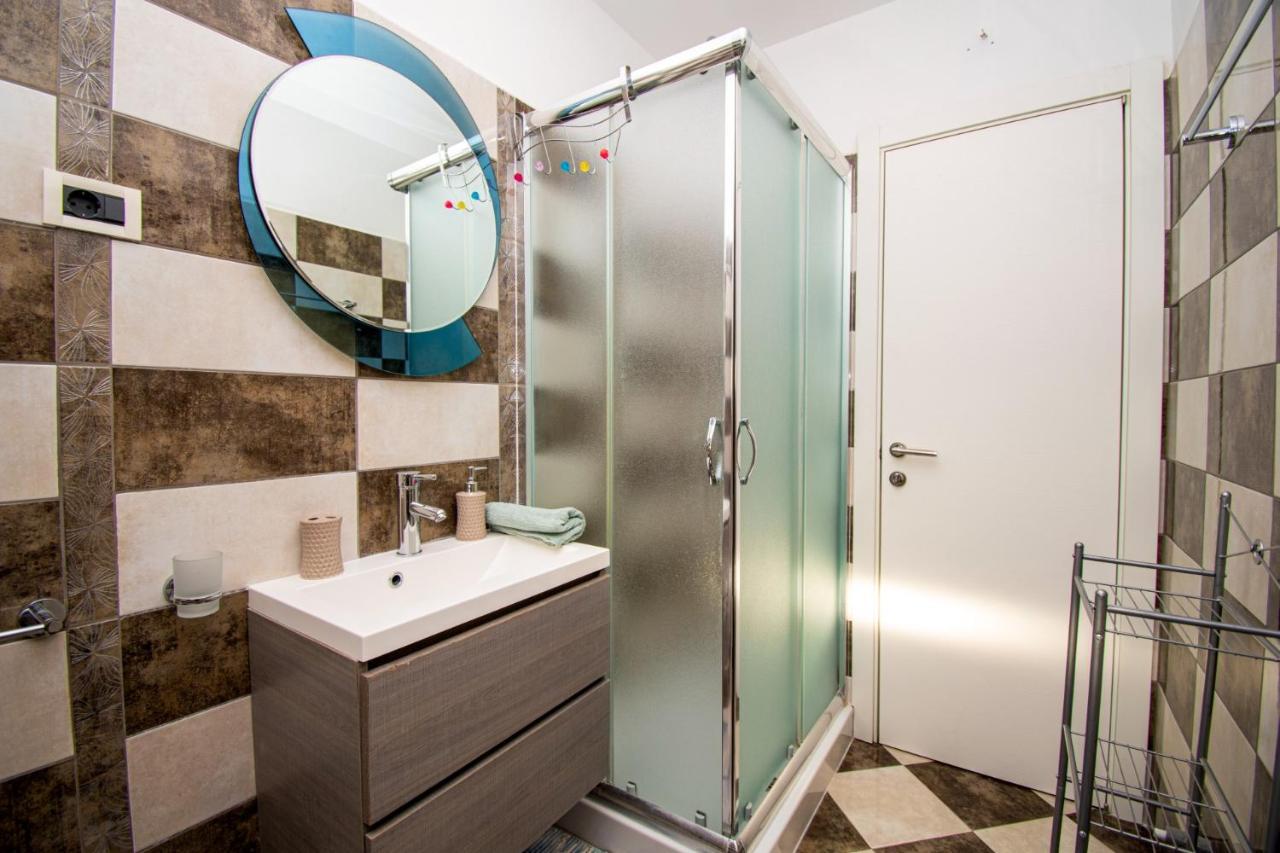 Apartments With Pool In Pula,Croatia Екстер'єр фото