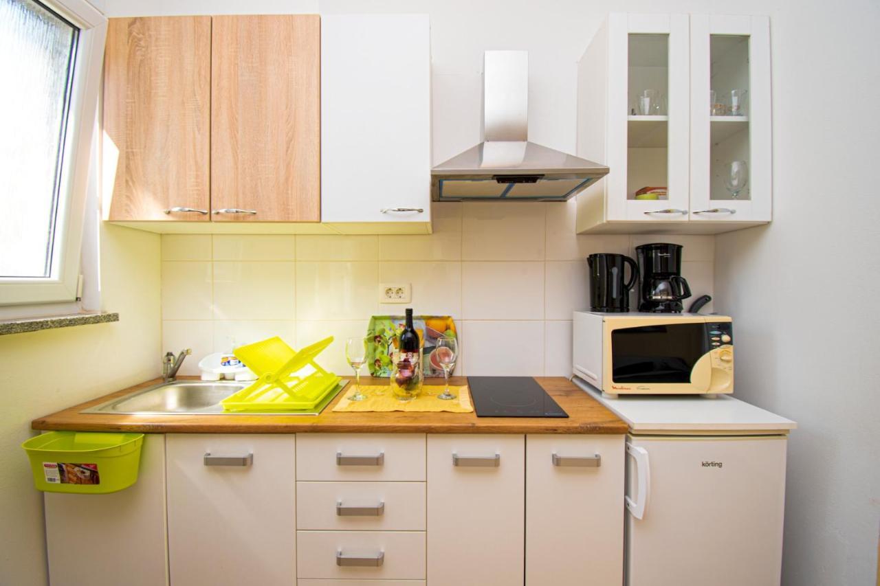 Apartments With Pool In Pula,Croatia Екстер'єр фото