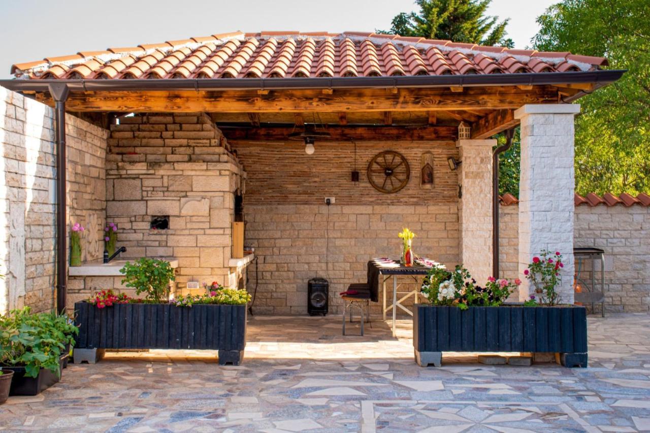 Apartments With Pool In Pula,Croatia Екстер'єр фото