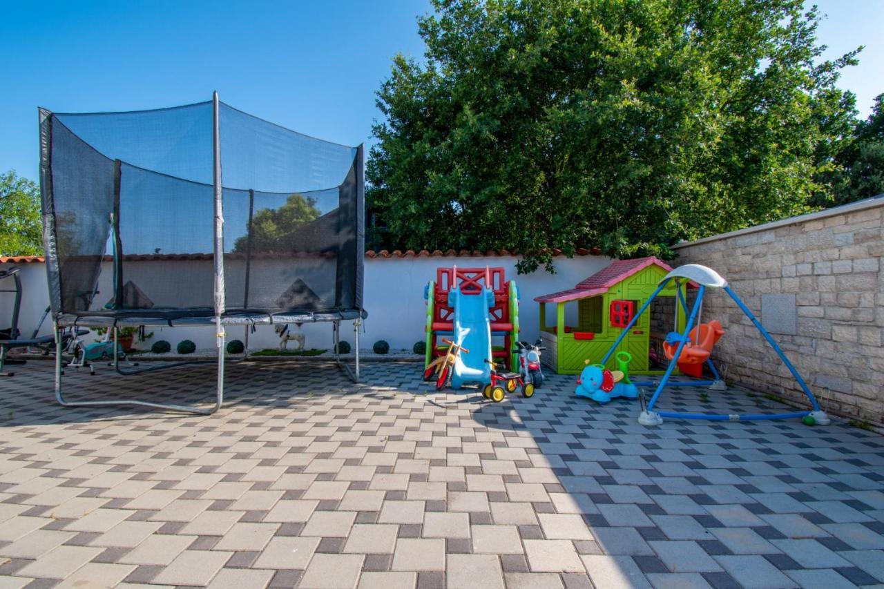 Apartments With Pool In Pula,Croatia Екстер'єр фото