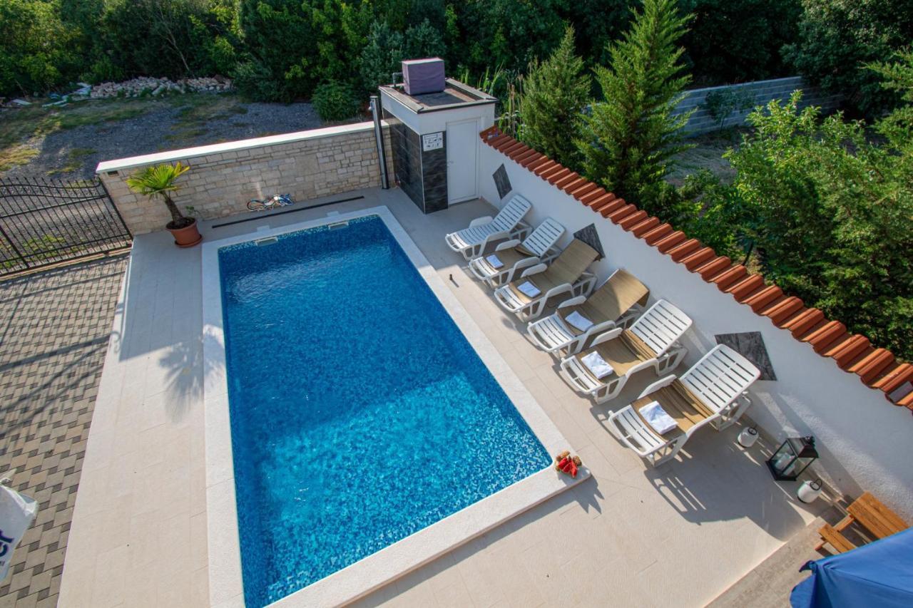 Apartments With Pool In Pula,Croatia Екстер'єр фото